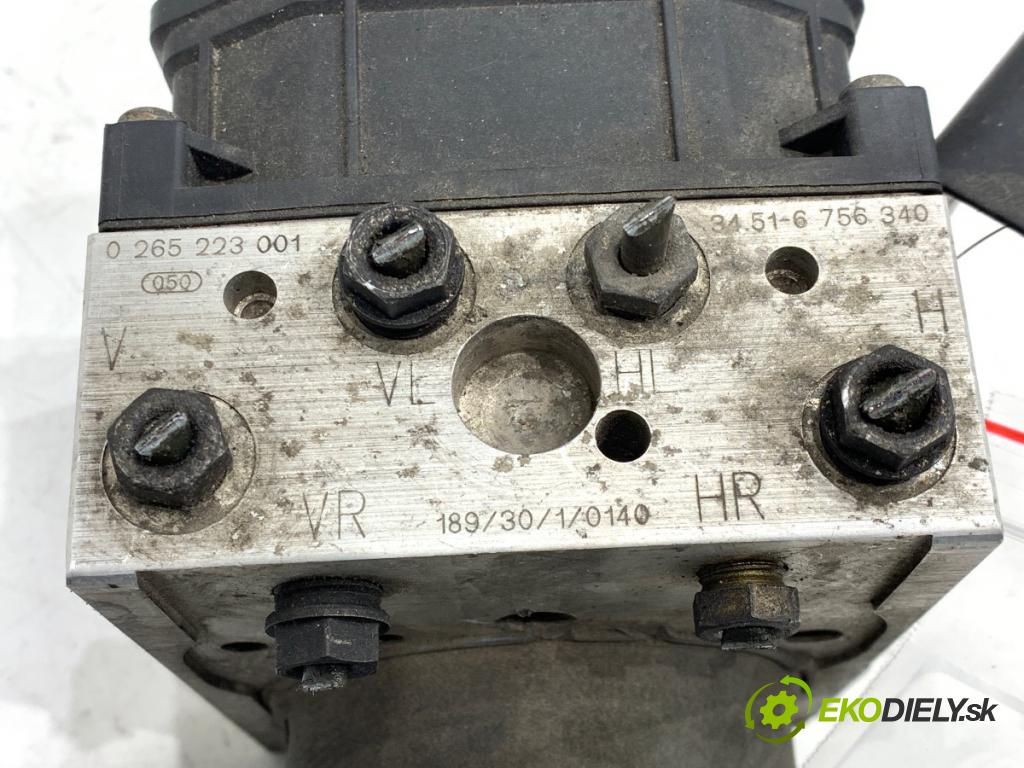 BMW E39 sedan 1999 110 kW 520 i 1990 Pumpa ABS 0265223001 (Pumpa ABS)