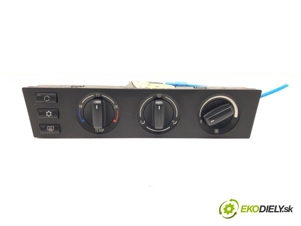 BMW E39 sedan 1999 110 kW 520 i 1990 Panel ovládania kúrenia 6905031 (Prepínacie páčky pod volantom)