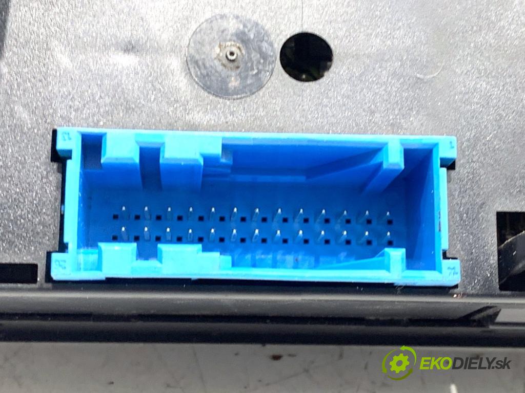 BMW E39 sedan 1999 110 kW 520 i 1990 Panel ovládania kúrenia 6905031 (Prepínacie páčky pod volantom)