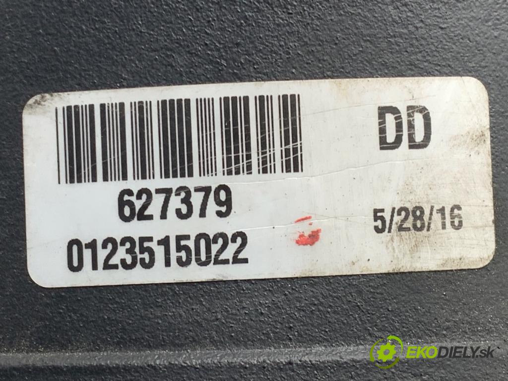 BMW E39 sedan 1999 110 kW 520 i 1990 Alternátor 0123515022 (Alternátor)