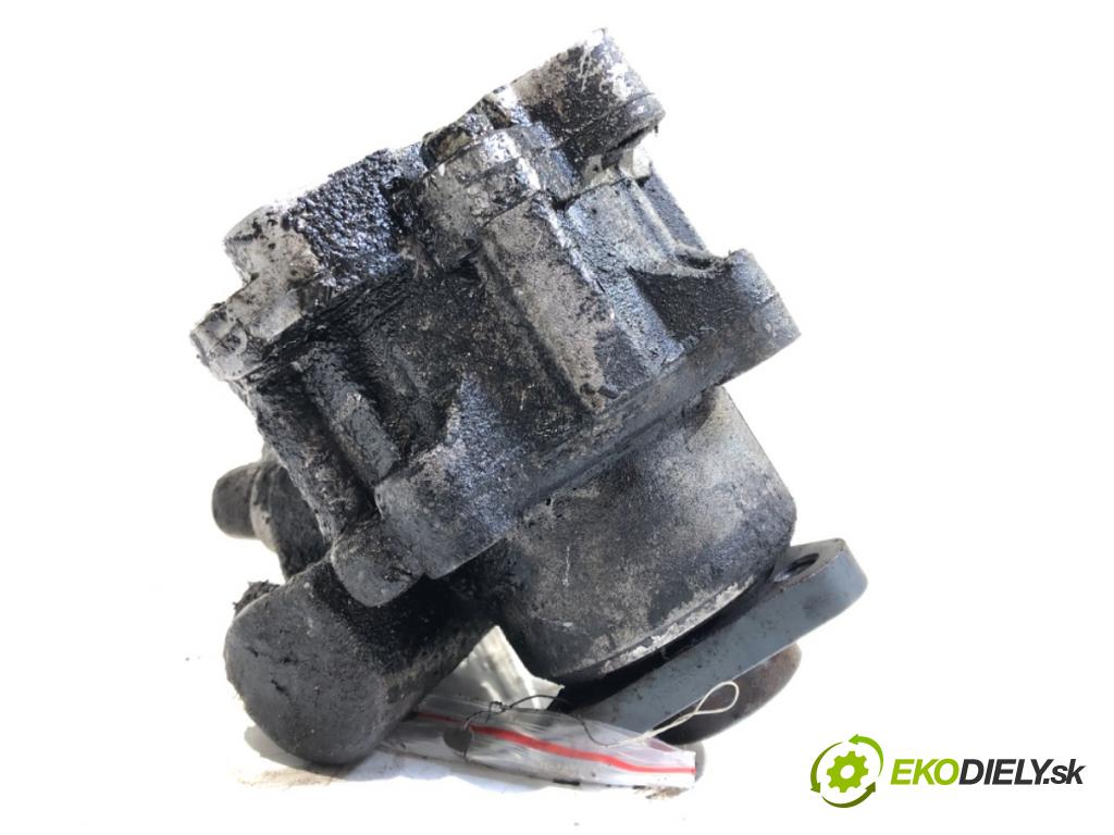 AUDI A6 C5 sedan 2000 132 kW 2.5 TDI quattro 2496 pumpa servočerpadlo 4B0145155R (Servočerpadlo)