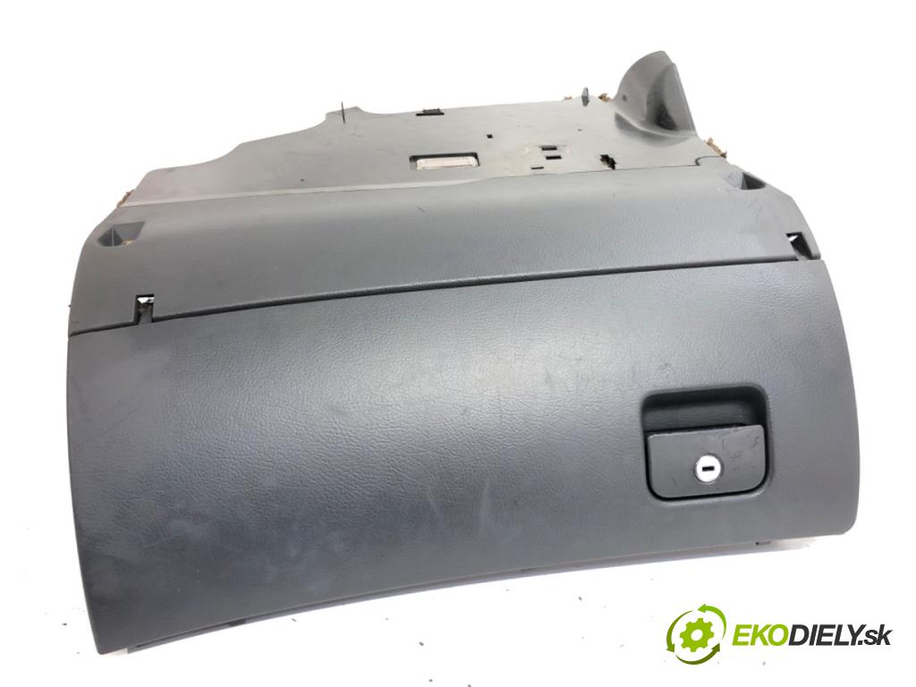 AUDI A6 C5 sedan 2000 132 kW 2.5 TDI quattro 2496 Priehradka, kastlík spolujazdca 4B1857035E (Priehradka (kastlík))