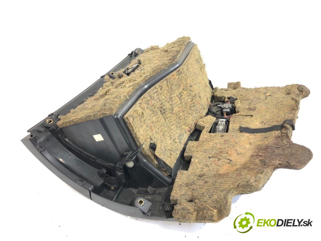 AUDI A6 C5 sedan 2000 132 kW 2.5 TDI quattro 2496 Priehradka, kastlík spolujazdca 4B1857035E (Priehradka (kastlík))