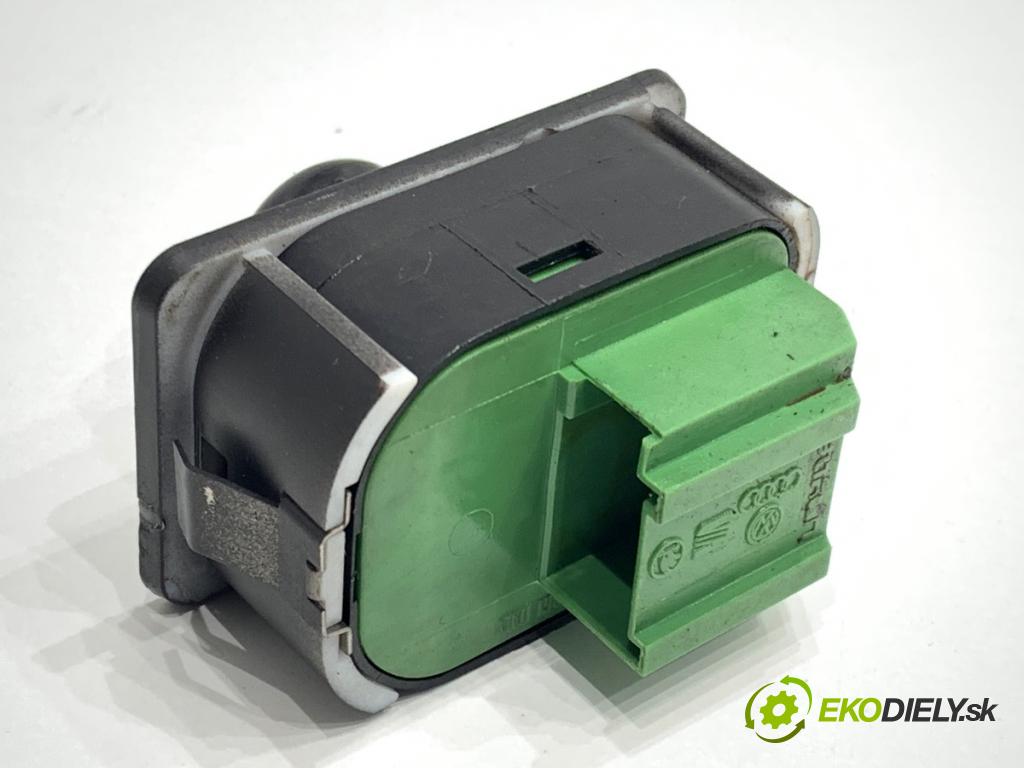 AUDI A6 C5 sedan 2000 132 kW 2.5 TDI quattro 2496 Prepínač nastavenia spätných zrkadiel 4B0959551 (Prepínacie páčky pod volantom)