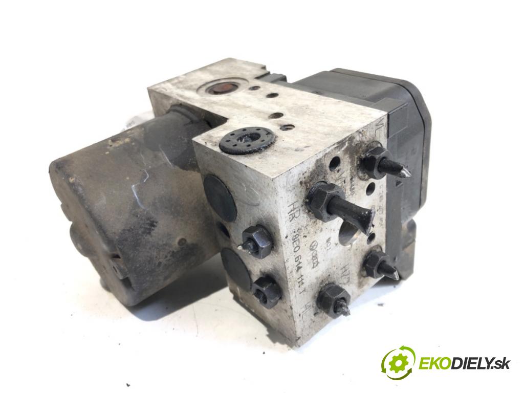 AUDI A6 C5 sedan 2000 132 kW 2.5 TDI quattro 2496 Pumpa ABS 8E0614111T (Pumpa ABS)