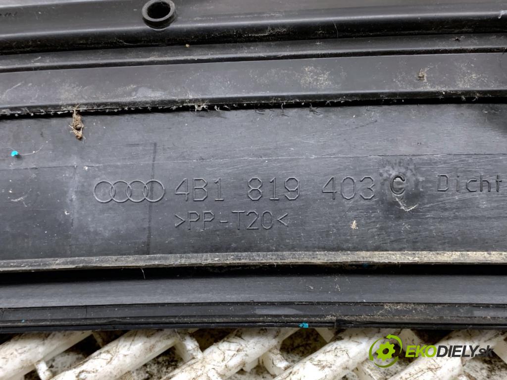 AUDI A6 C5 sedan 2000 132 kW 2.5 TDI quattro 2496 Torpédo, plast pod čelné okno 4B1819403C (Torpédo (plast pod čelným sklom))