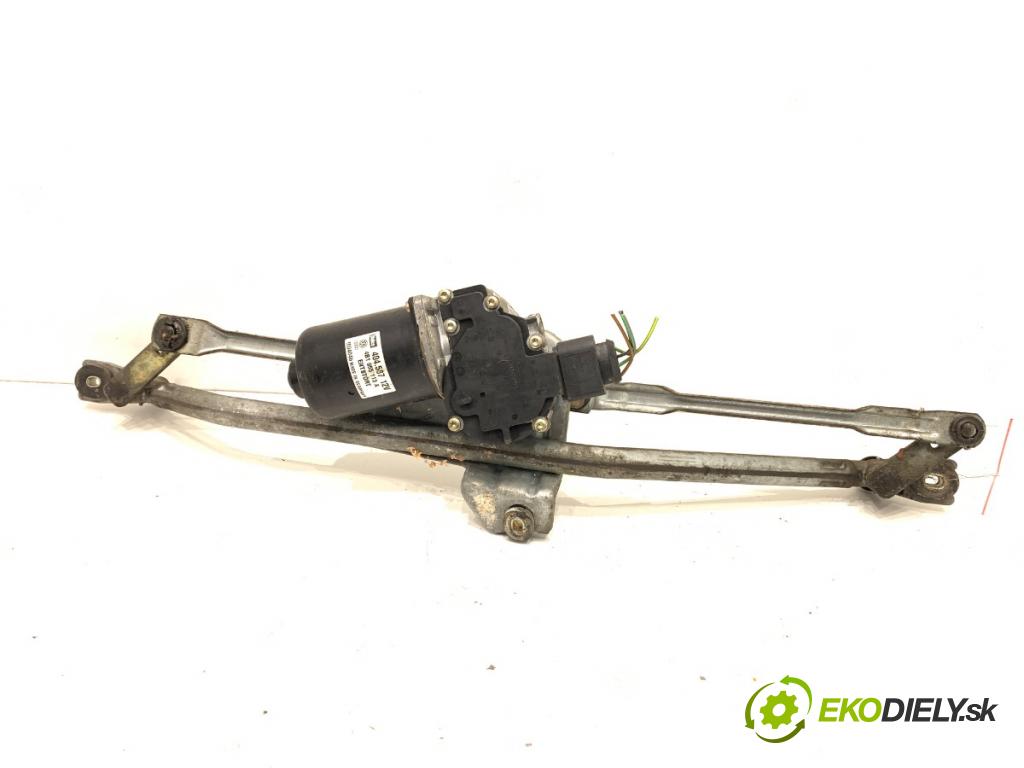 AUDI A6 C5 sedan 2000 132 kW 2.5 TDI quattro 2496 Mechanizmus stieračov predný 4B1955113A (Motorček stieračov predný)