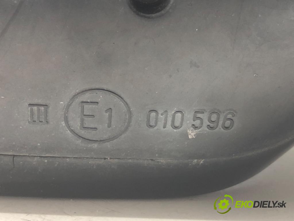 AUDI A6 C5 sedan 2000 132 kW 2.5 TDI quattro 2496 zpětné zrcátko pravý
