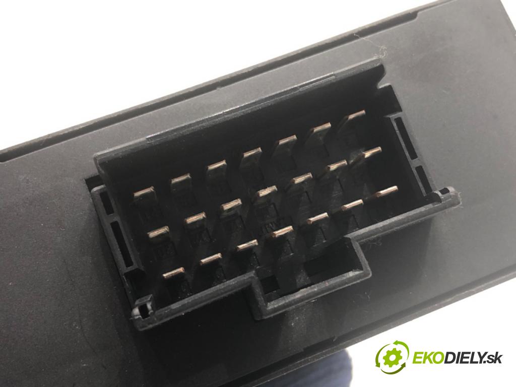 OPEL ZAFIRA B nadwozie wielkoprzestrzenne (MPV) 2006 103 kW 1.8 (M75) 1796 Modul ťažného oka 8545-1232 (Riadiaca jednotka ostatné)