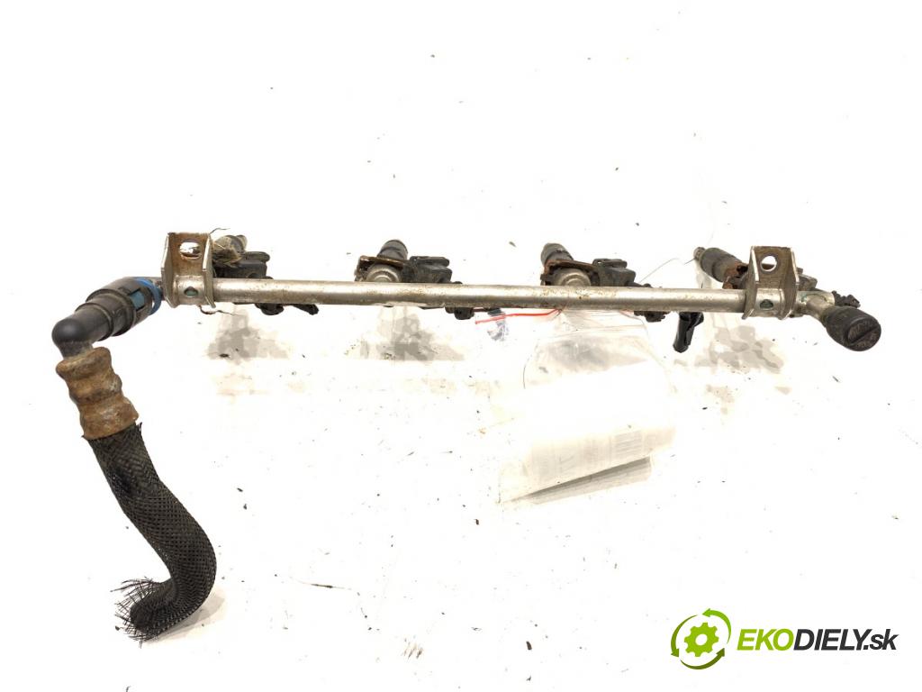 OPEL ZAFIRA B nadwozie wielkoprzestrzenne (MPV) 2006 103 kW 1.8 (M75) 1796 Lišta vstrekovacia 55353806 (Vstrekovacia lišta)