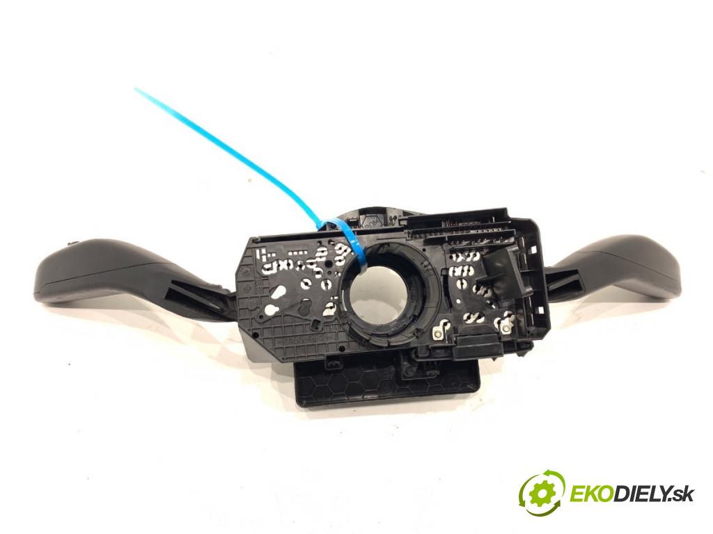 SEAT IBIZA III liftback 2005 55 kW 1.4 16V 1390 Prepínač kombinovaný 6Q0953503AD (Prepínacie páčky pod volantom)