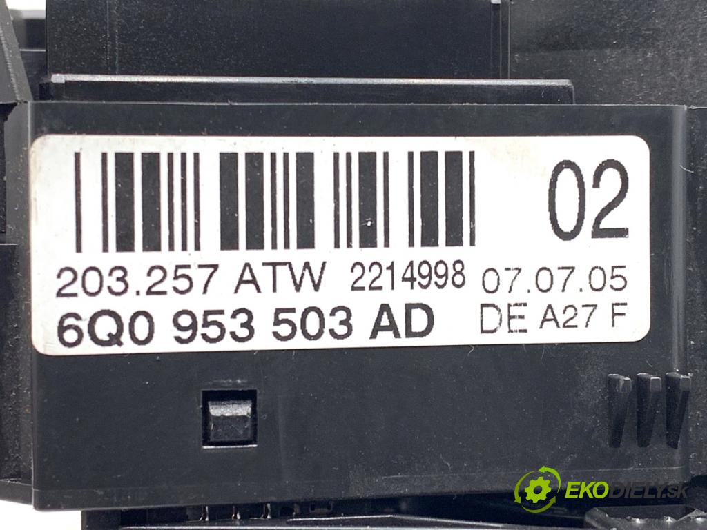 SEAT IBIZA III liftback 2005 55 kW 1.4 16V 1390 Prepínač kombinovaný 6Q0953503AD (Prepínacie páčky pod volantom)