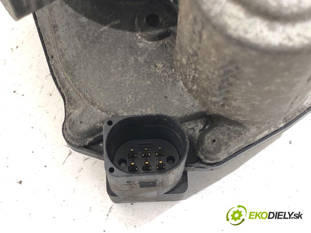 SEAT IBIZA III liftback 2005 55 kW 1.4 16V 1390 Škrtiaca klapka 03C133062B (Škrtiaca klapka)