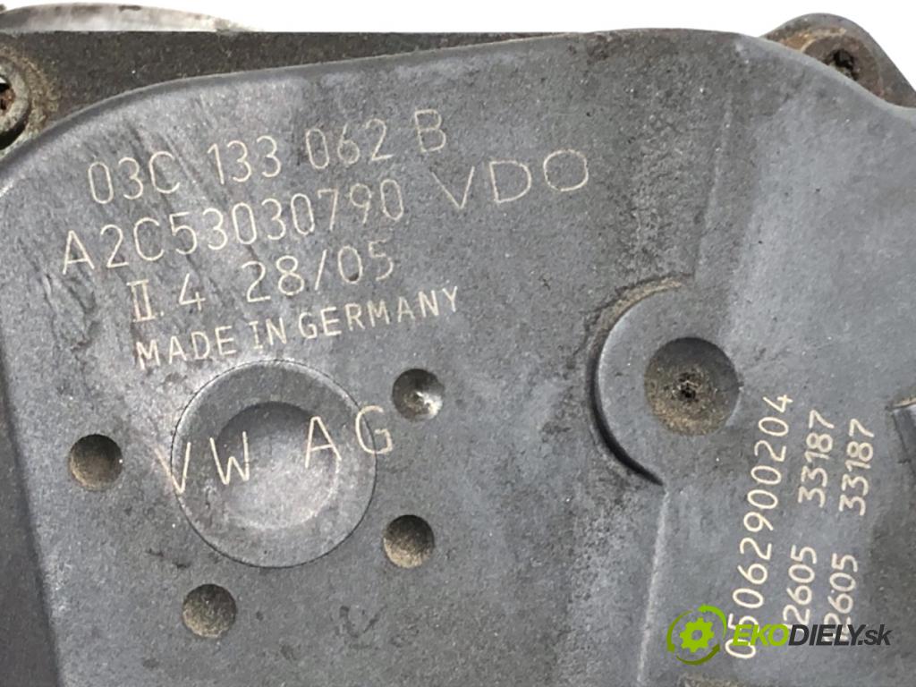 SEAT IBIZA III liftback 2005 55 kW 1.4 16V 1390 Škrtiaca klapka 03C133062B (Škrtiaca klapka)