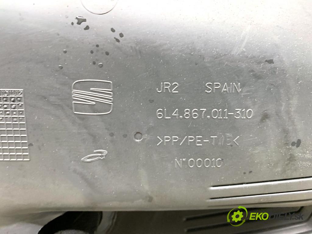 SEAT IBIZA III liftback 2005 55 kW 1.4 16V 1390 ča dveře levý přední část