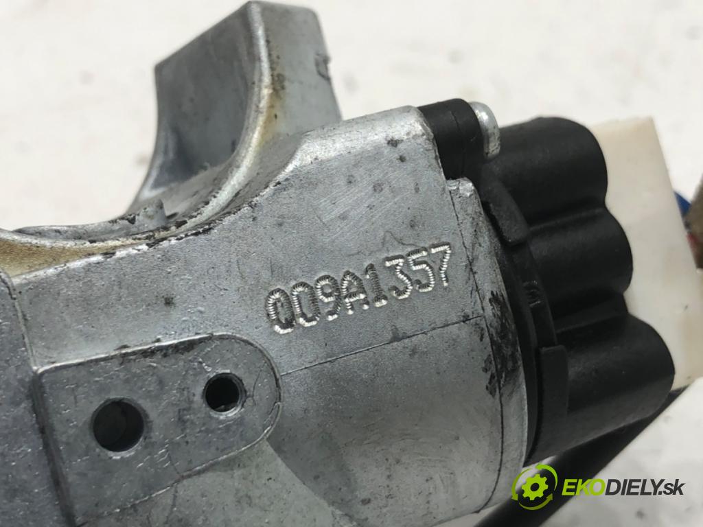 NISSAN QASHQAI J10 SUV 2013 86 kW 1.6 1598 spinačka N0502825 (Spínacia skrinka)