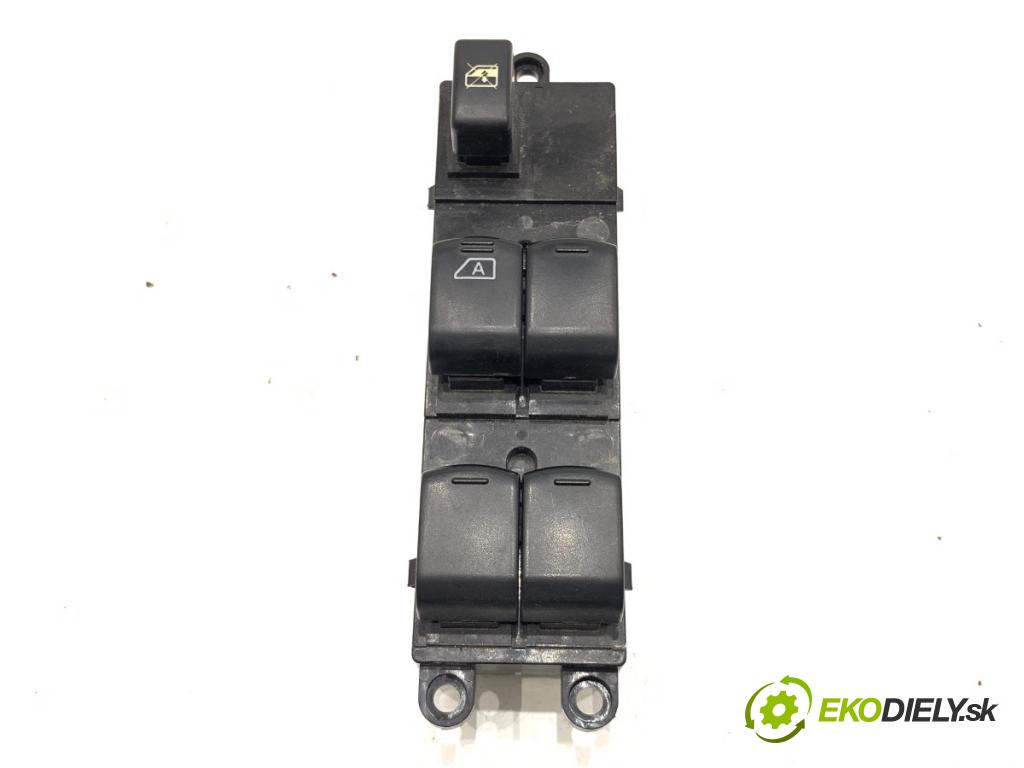 NISSAN QASHQAI J10 SUV 2013 86 kW 1.6 1598 Prepínač okien 25401BB65B (Prepínacie páčky pod volantom)