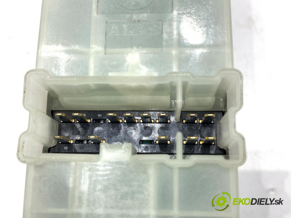 NISSAN QASHQAI J10 SUV 2013 86 kW 1.6 1598 Prepínač okien 25401BB65B (Prepínacie páčky pod volantom)