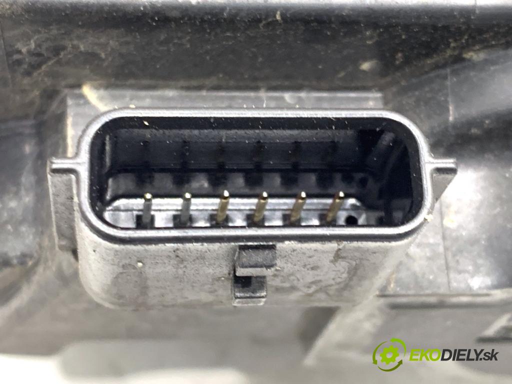 NISSAN QASHQAI J10 SUV 2013 86 kW 1.6 1598 Škrtiaca klapka SERA526-01 (Škrtiaca klapka)