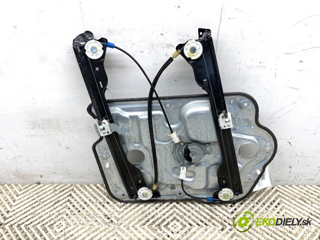 NISSAN QASHQAI J10 SUV 2013 86 kW 1.6 1598 mechanismus okna pravý přední část