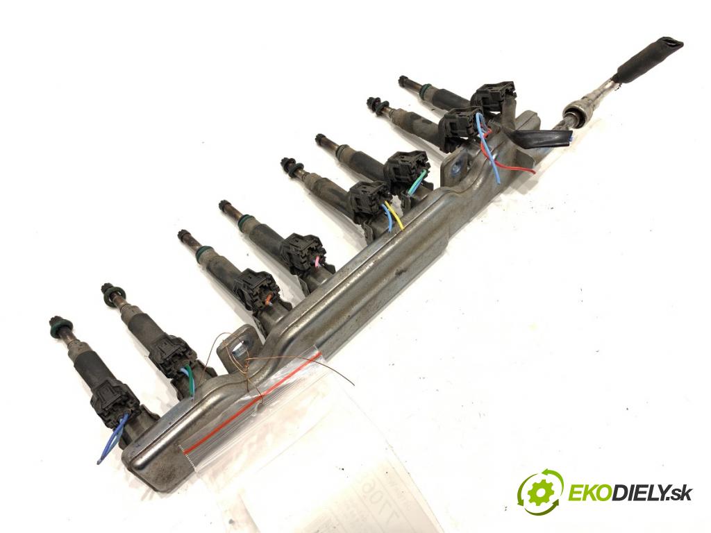 NISSAN QASHQAI J10 SUV 2013 86 kW 1.6 1598 Lišta vstrekovacia  (Vstrekovacia lišta)