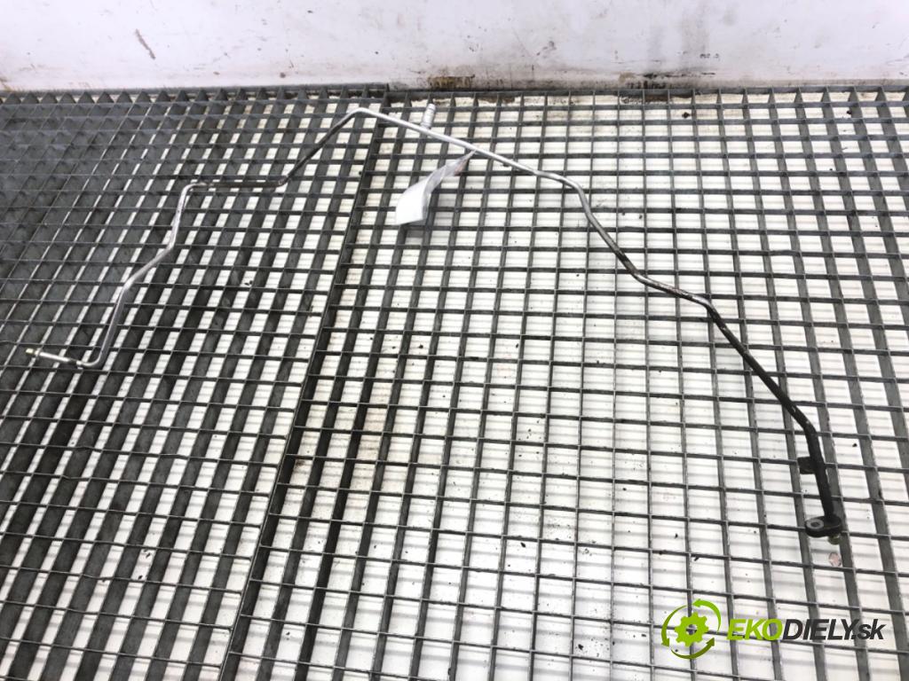 NISSAN QASHQAI J10 SUV 2013 86 kW 1.6 1598 rúrka klimatizácie  (Rúrka klimatizácie)