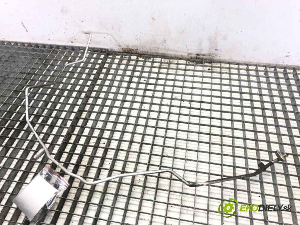 NISSAN QASHQAI J10 SUV 2013 86 kW 1.6 1598 rúrka klimatizácie  (Rúrka klimatizácie)