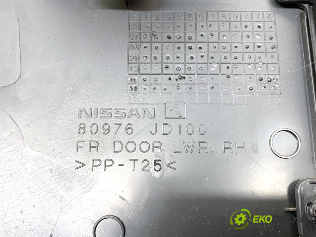 NISSAN QASHQAI J10 SUV 2013 86 kW 1.6 1598 ča dveře pravý přední část