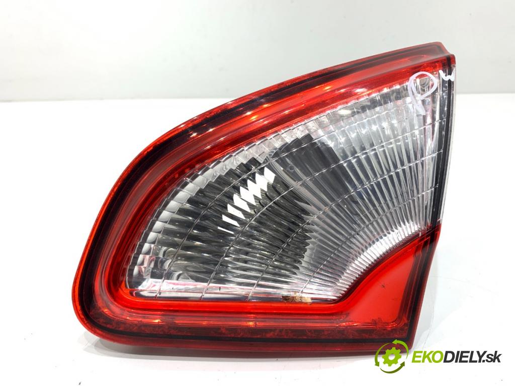 NISSAN QASHQAI J10 SUV 2013 86 kW 1.6 1598 světlo zadní část pravá vnitřní B26550BR01A (Klika dveří ostatní)