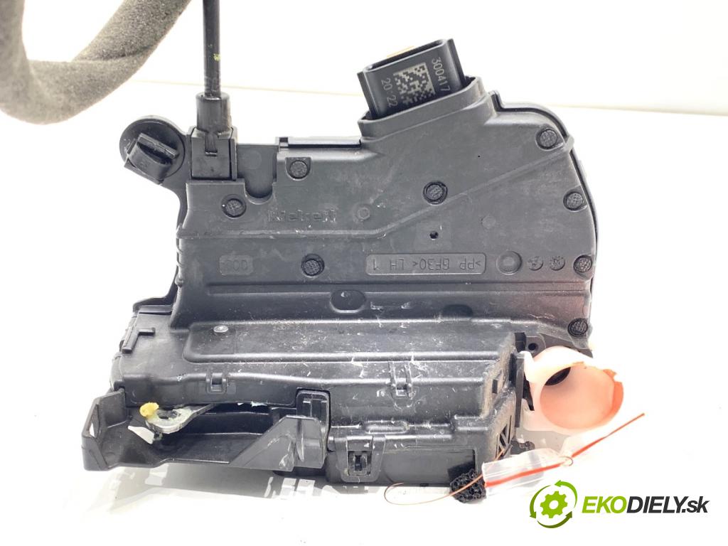 RENAULT CLIO IV liftback 2017 54 kW 1.2 16V 1149 zámok dveře levý přední část 805033000R