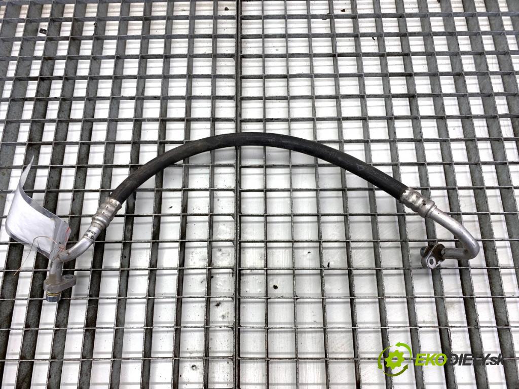 RENAULT CLIO IV liftback 2017 54 kW 1.2 16V 1149 rúrka klimatizácie 924902179R (Rúrka klimatizácie)