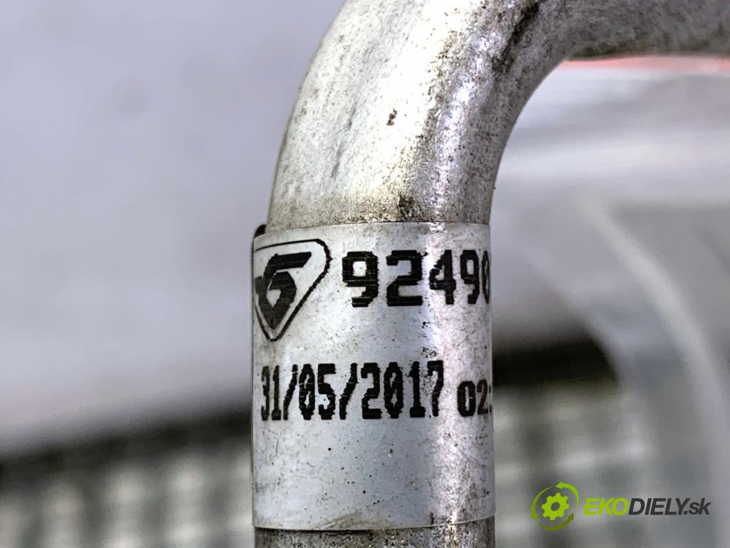 RENAULT CLIO IV liftback 2017 54 kW 1.2 16V 1149 rúrka klimatizácie 924902179R (Rúrka klimatizácie)