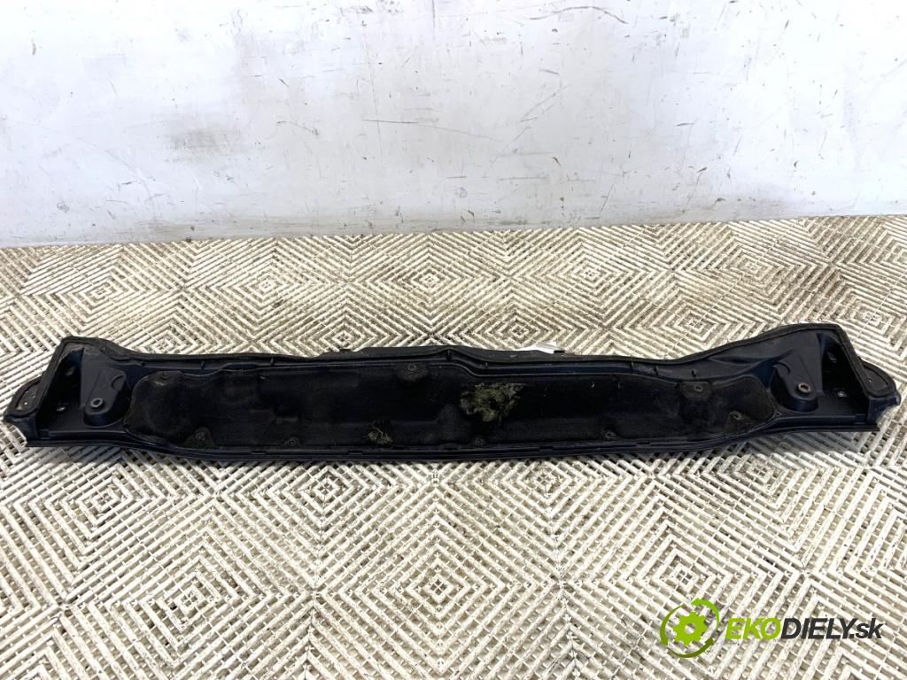 RENAULT CLIO IV liftback 2017 54 kW 1.2 16V 1149 Torpédo, plast pod čelné okno 668107547R (Torpédo (plast pod čelným sklom))