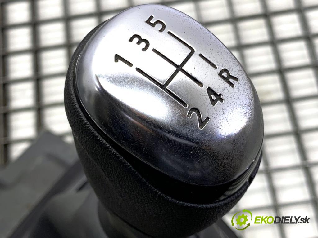 RENAULT CLIO IV liftback 2017 54 kW 1.2 16V 1149 Kulisa 349015026R (Rýchlostná páka (kulisa))