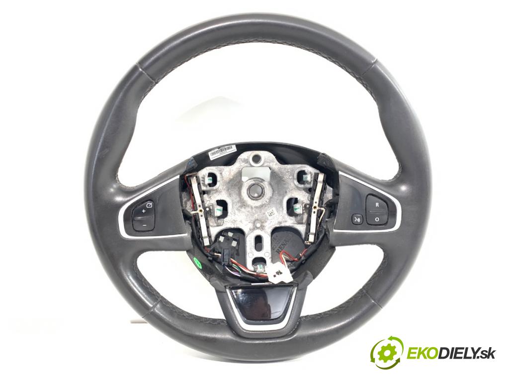 RENAULT CLIO IV liftback 2017 54 kW 1.2 16V 1149 Volant  (Volant)