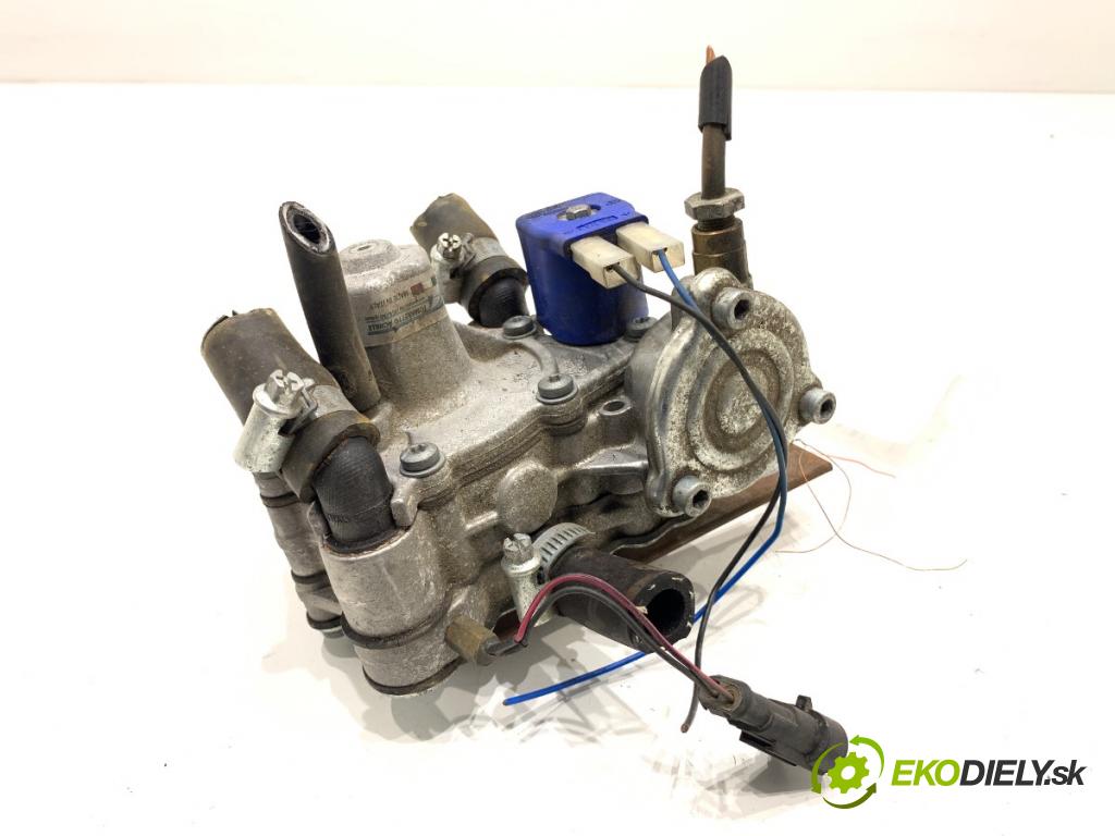 RENAULT CLIO IV liftback 2017 54 kW 1.2 16V 1149 Reduktor do plynového pedálu LPG 67R-014068 (LPG)