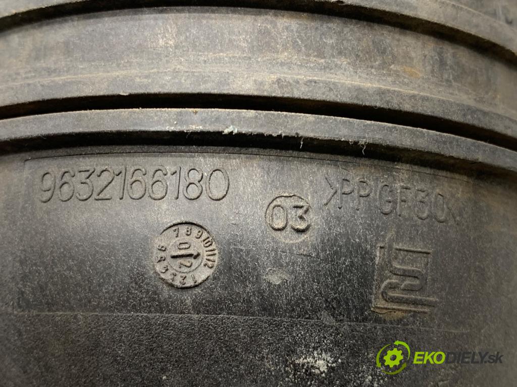 PEUGEOT 607 sedan 2003 98 kW 2.2 HDi 2179 Nádržka vyrovnávacia (kvapaliny) chladiaceho 9632166180