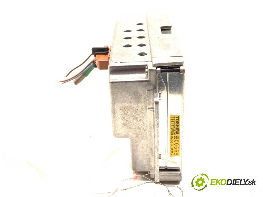 PEUGEOT 607 sedan 2003 98 kW 2.2 HDi 2179 Dislpej 9631241080 (Prístrojová doska)