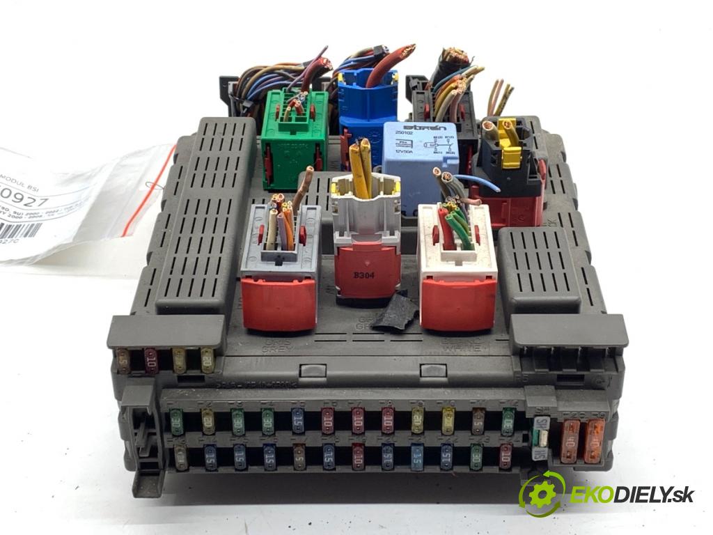 PEUGEOT 607 sedan 2003 98 kW 2.2 HDi 2179 modul BSI 9641958680 (Pojistková skříňka)