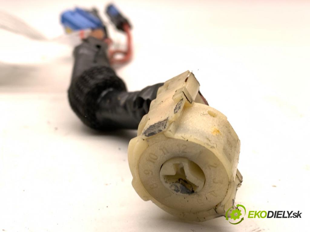 PEUGEOT 607 sedan 2003 98 kW 2.2 HDi 2179 Kocka, vložka spínacej skrinky  (Spínacia skrinka)