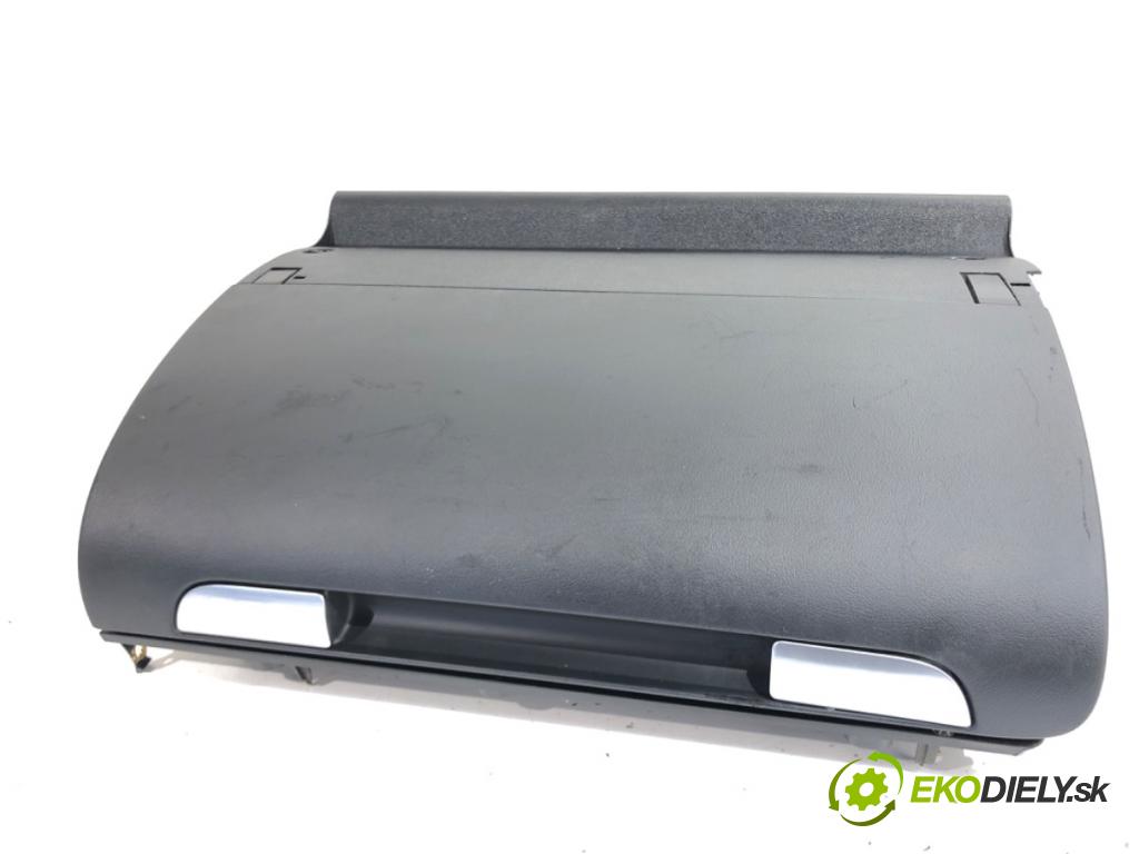 AUDI A3 8P liftback 2003 75 kW 1.6 1595 Priehradka, kastlík spolujazdca 8P1857035C (Priehradka (kastlík))