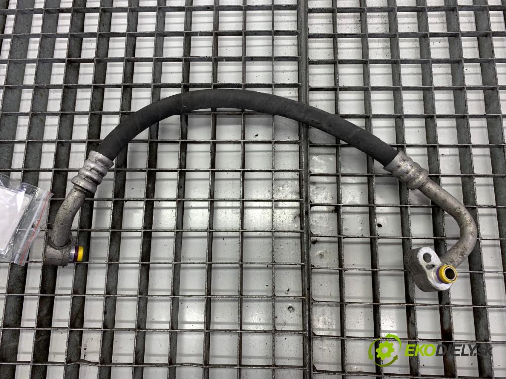 AUDI A3 8P liftback 2003 75 kW 1.6 1595 rúrka klimatizácie 1K0820721G (Rúrka klimatizácie)