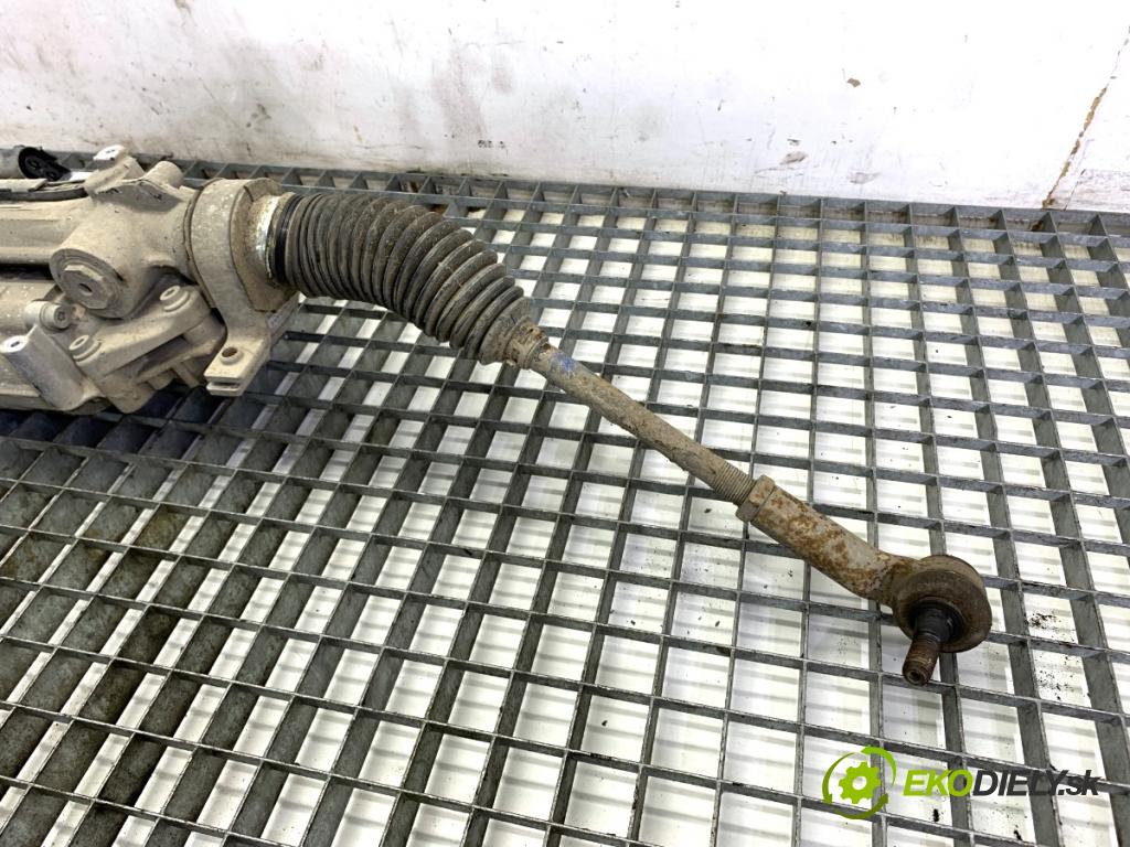 AUDI A3 8P liftback 2003 75 kW 1.6 1595 řízení  (Řízení)