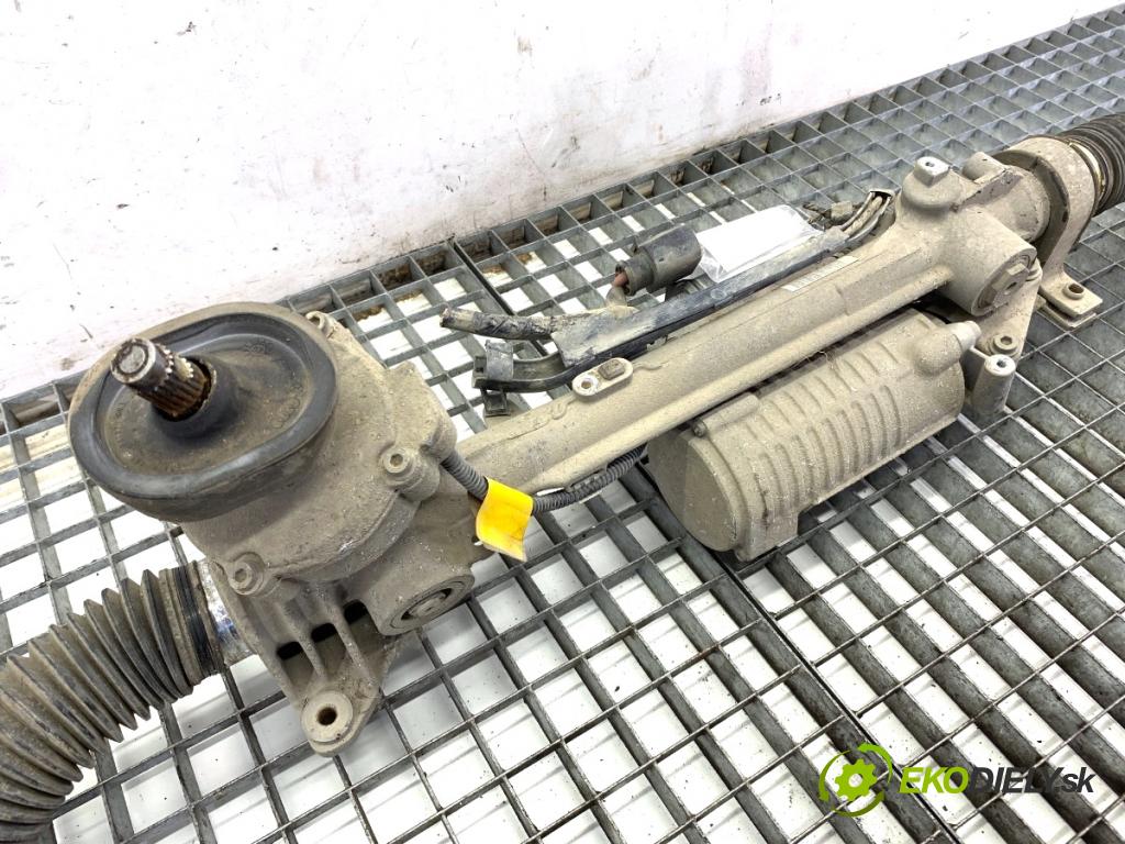 AUDI A3 8P liftback 2003 75 kW 1.6 1595 řízení  (Řízení)