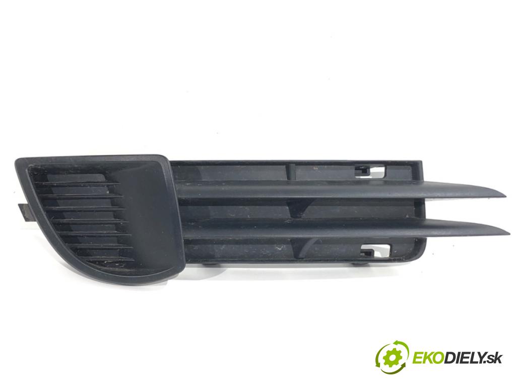 AUDI A3 8P liftback 2003 75 kW 1.6 1595 mří nárazníka pravý přední část 8P3807682