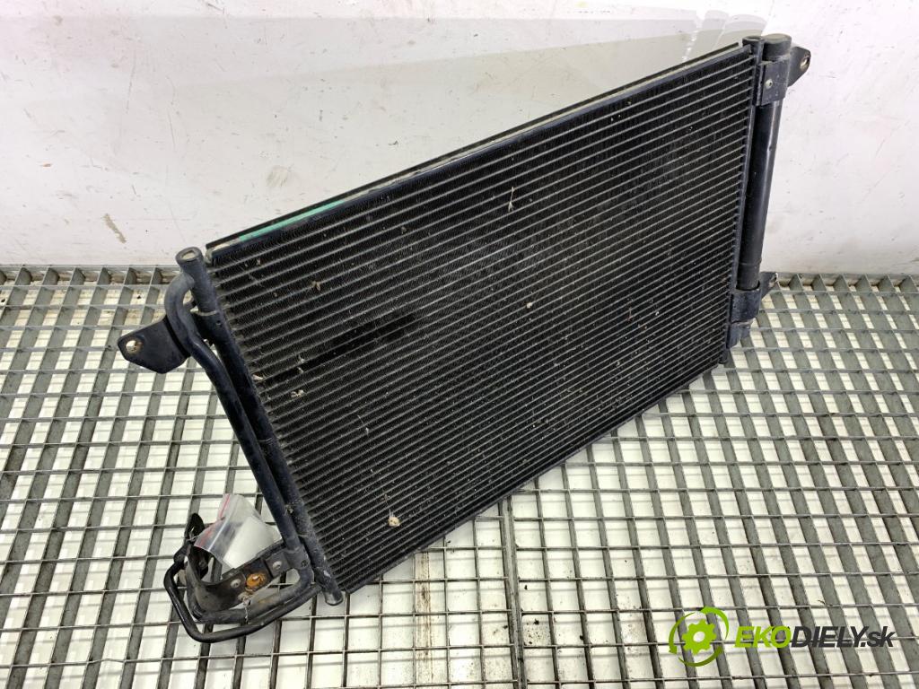 AUDI A3 8P liftback 2003 75 kW 1.6 1595 Chladič klimatizácie 1K0820411G (Chladič klimatizácie)