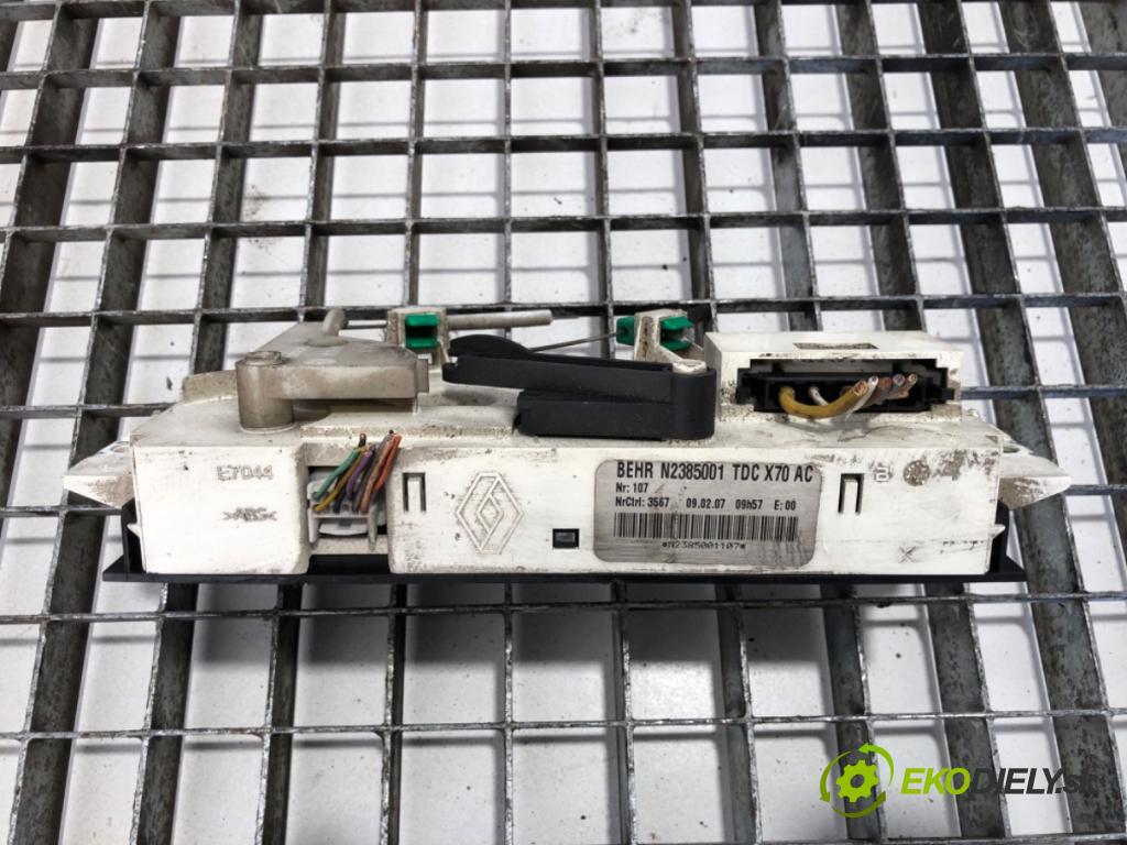 RENAULT MASTER II Skrzynia 2007 88 kW 2.5 dCi 2463 Panel ovládania kúrenia N2385001 (Prepínacie páčky pod volantom)