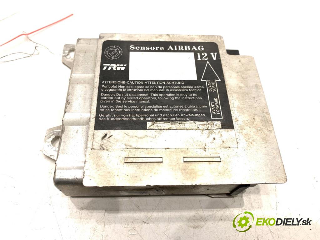 FIAT CROMA Kombi 2006 147 kW 2.4 D Multijet 2387 senzor airbag  (Snímač)