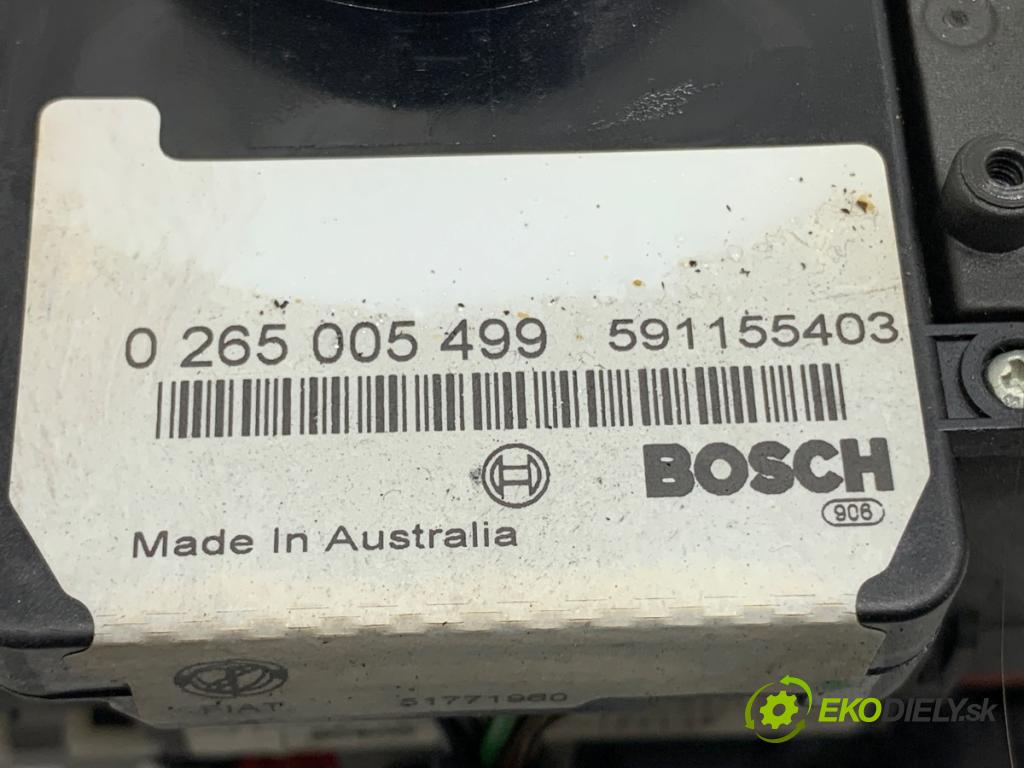 FIAT CROMA Kombi 2006 147 kW 2.4 D Multijet 2387 Prepínač kombinovaný 0265005499 (Prepínacie páčky pod volantom)