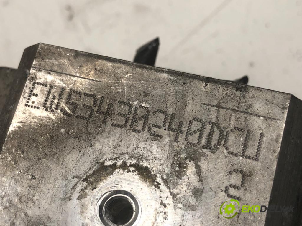 FIAT CROMA Kombi 2006 147 kW 2.4 D Multijet 2387 pumpa ABS 54084739D (Pumpa ABS)